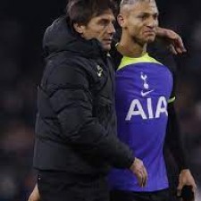 Conte i Richarlison su u plamenu